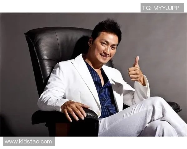 香港足球明星何家劲的职业生涯与成就全解析